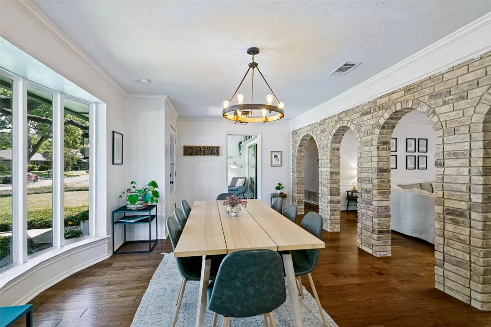 2736 Grandview Drive Plano, TX 75075