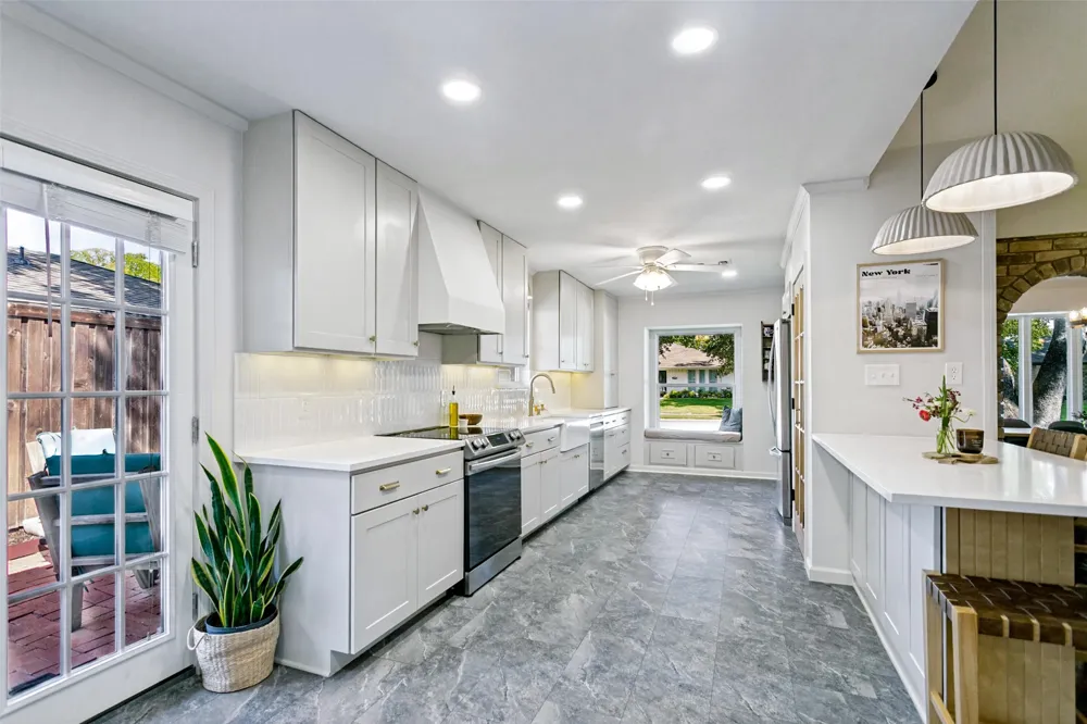 2736 Grandview Drive Plano, TX 75075