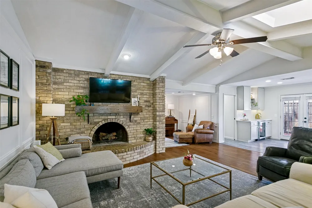 2736 Grandview Drive Plano, TX 75075