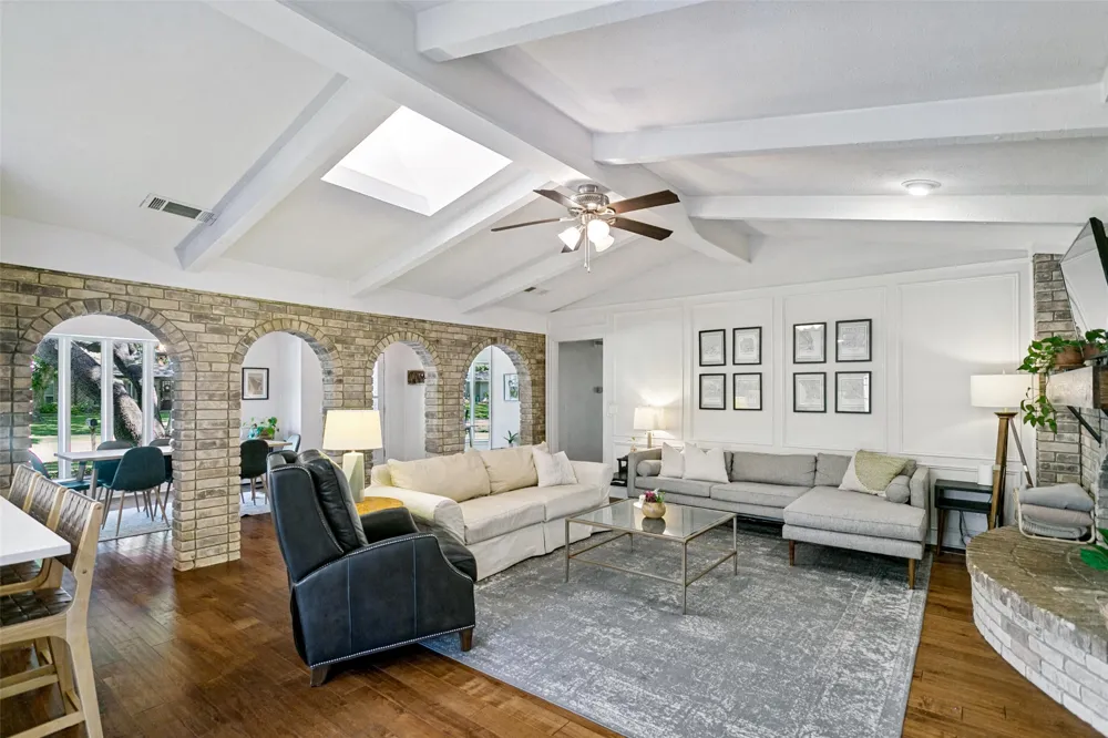 2736 Grandview Drive Plano, TX 75075