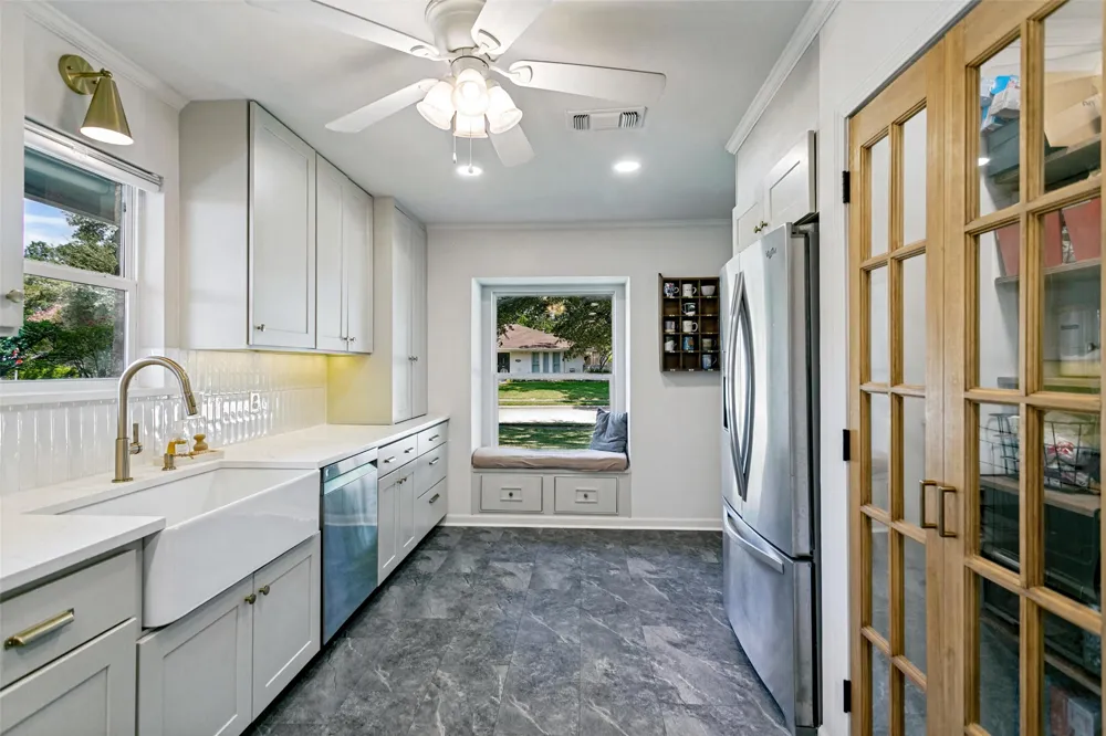 2736 Grandview Drive Plano, TX 75075