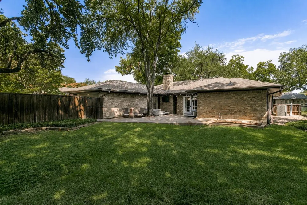 2736 Grandview Drive Plano, TX 75075