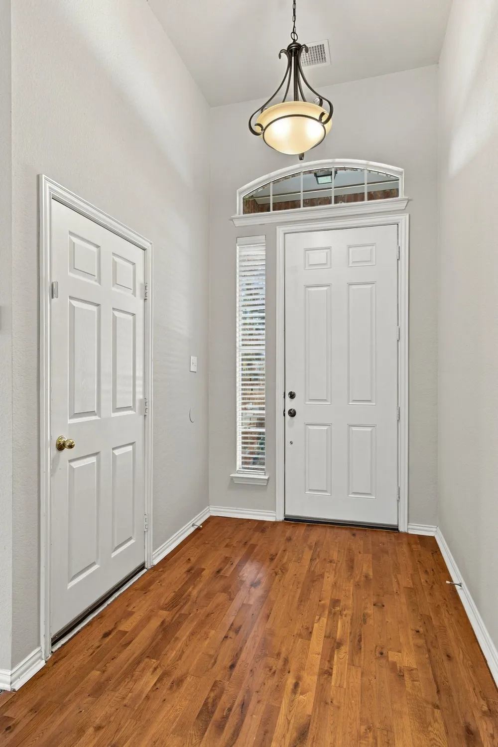 8609 Brook Hollow Drive McKinney, TX 75072