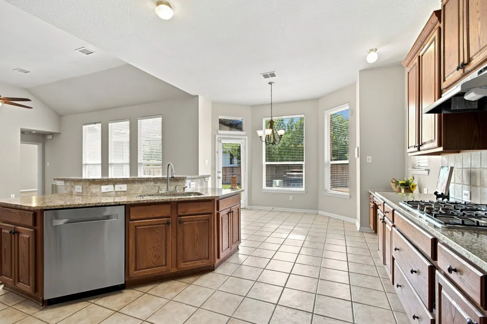 8609 Brook Hollow Drive McKinney, TX 75072