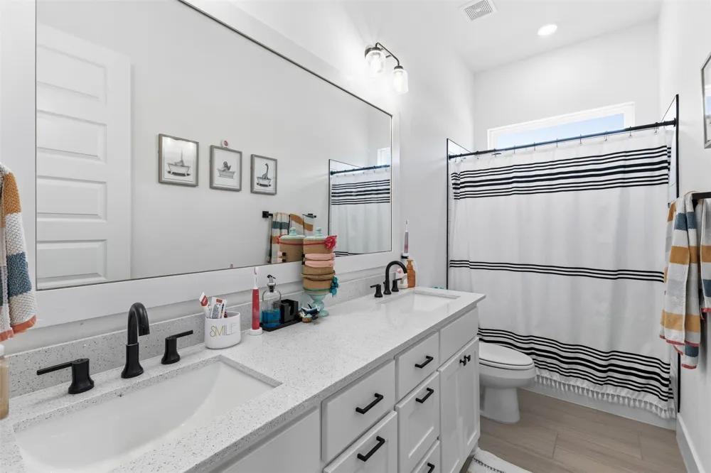 21 Reid Court Waxahachie, TX 75167