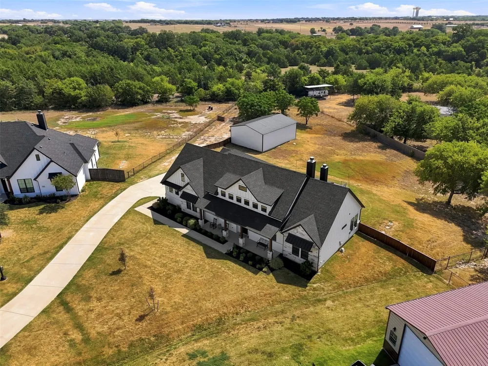 21 Reid Court Waxahachie, TX 75167