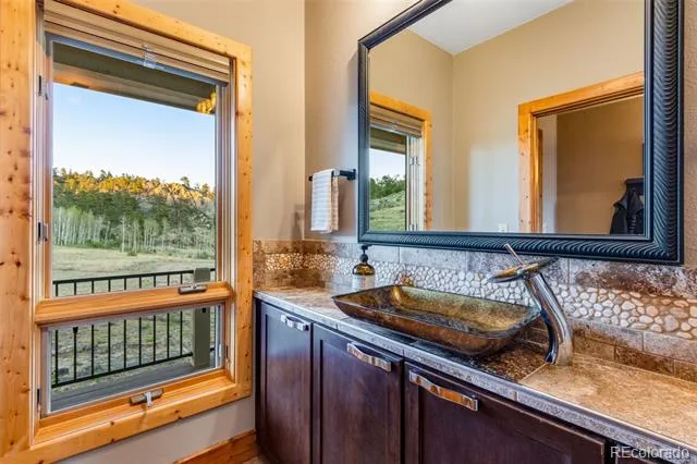 5433 Rim Road Livermore, CO 80536