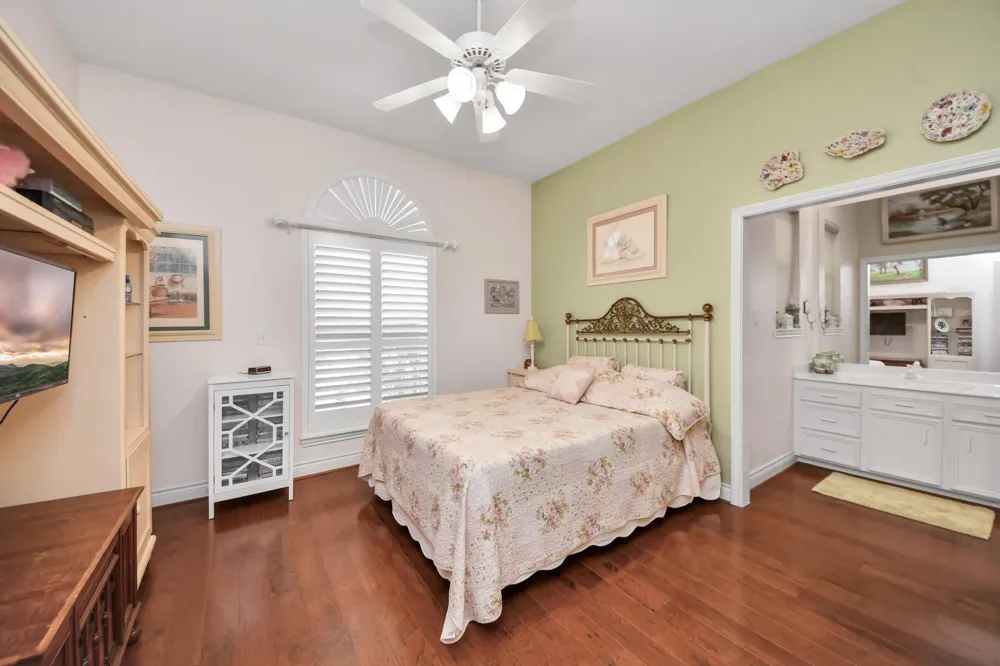 2627 Old South Drive Richmond, TX 77406