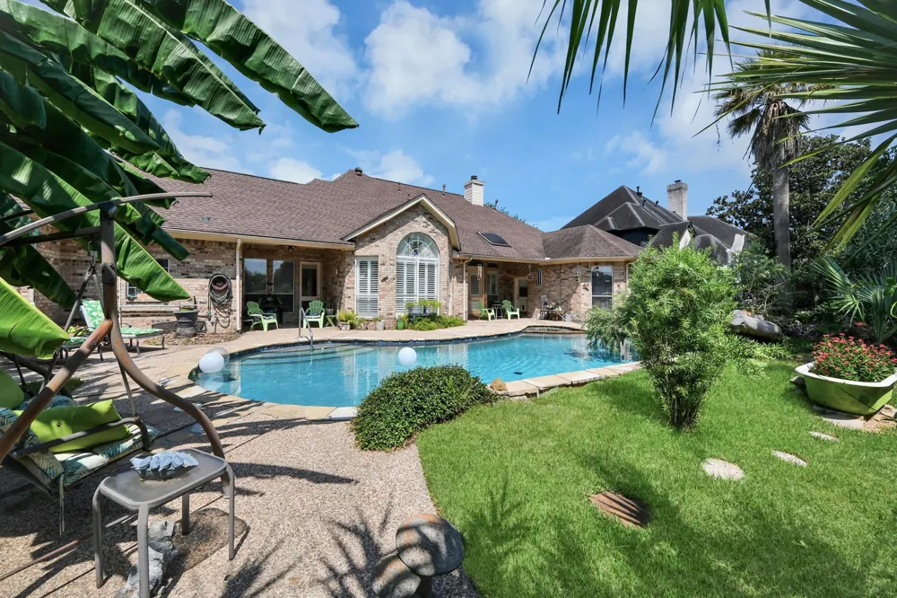 2627 Old South Drive Richmond, TX 77406