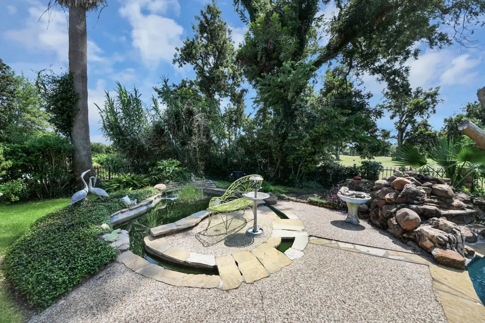 2627 Old South Drive Richmond, TX 77406
