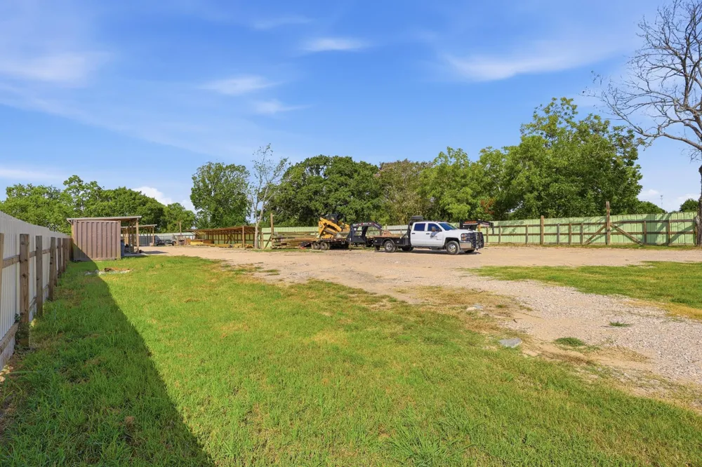 1406 Hill Avenue League City, TX 77573