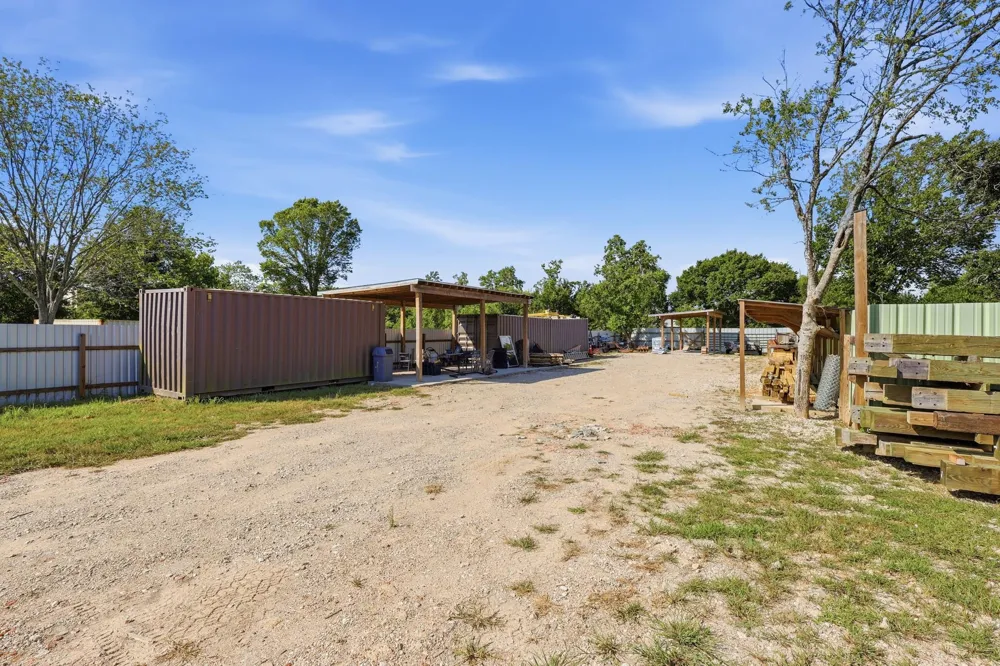 1406 Hill Avenue League City, TX 77573