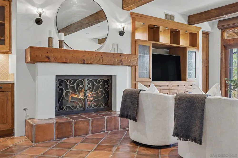 7929 Entrada De Luz East San Diego, CA 92127
