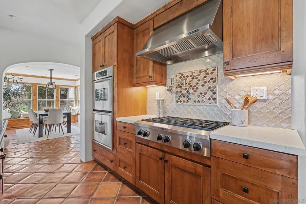 7929 Entrada De Luz East San Diego, CA 92127