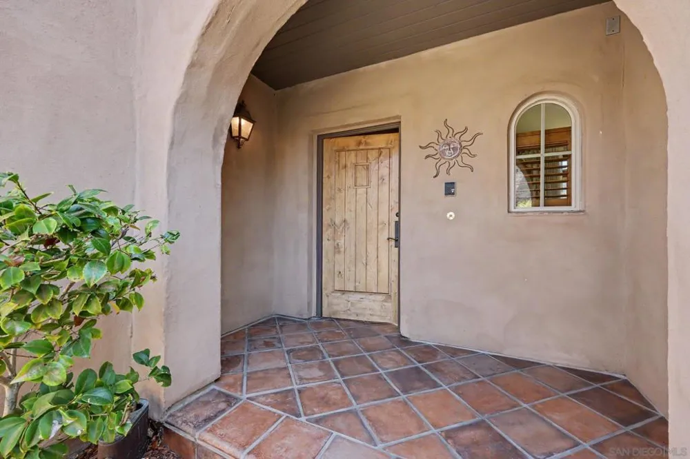 7929 Entrada De Luz East San Diego, CA 92127