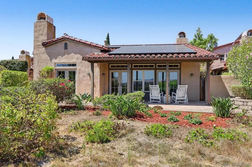 7929 Entrada De Luz East San Diego, CA 92127