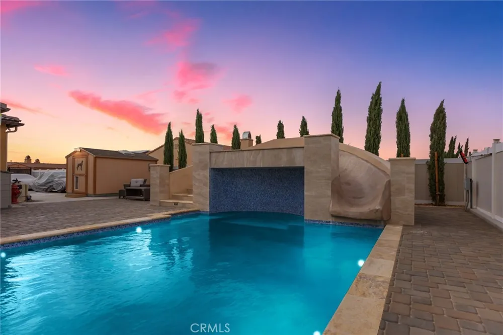 6757 Serrano Hesperia, CA 92345