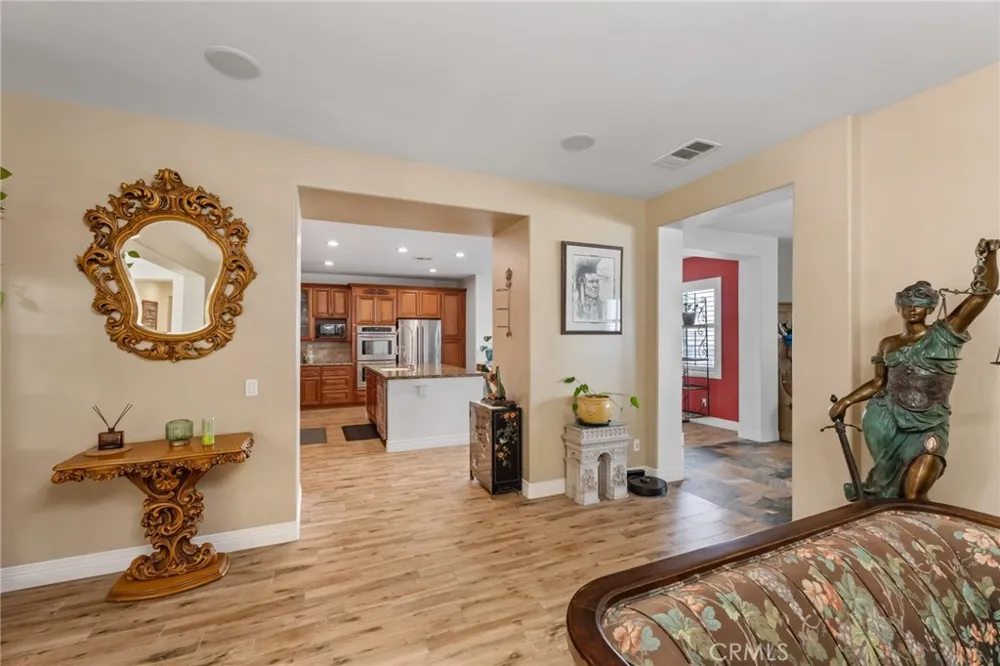 6757 Serrano Hesperia, CA 92345