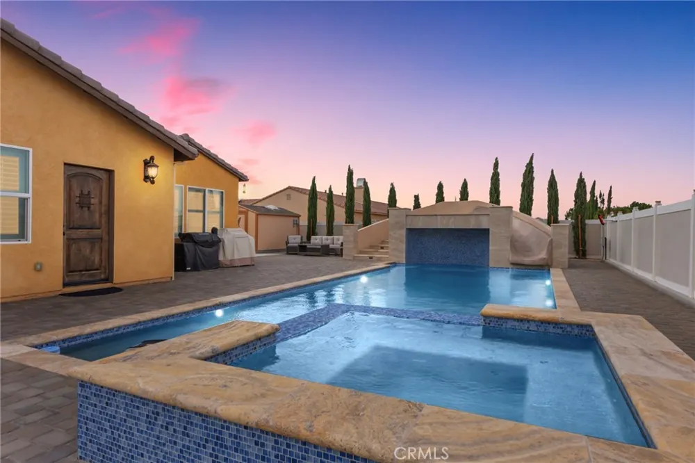 6757 Serrano Hesperia, CA 92345