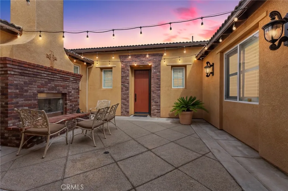 6757 Serrano Hesperia, CA 92345