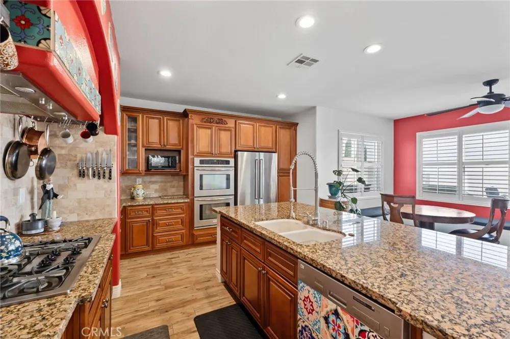 6757 Serrano Hesperia, CA 92345