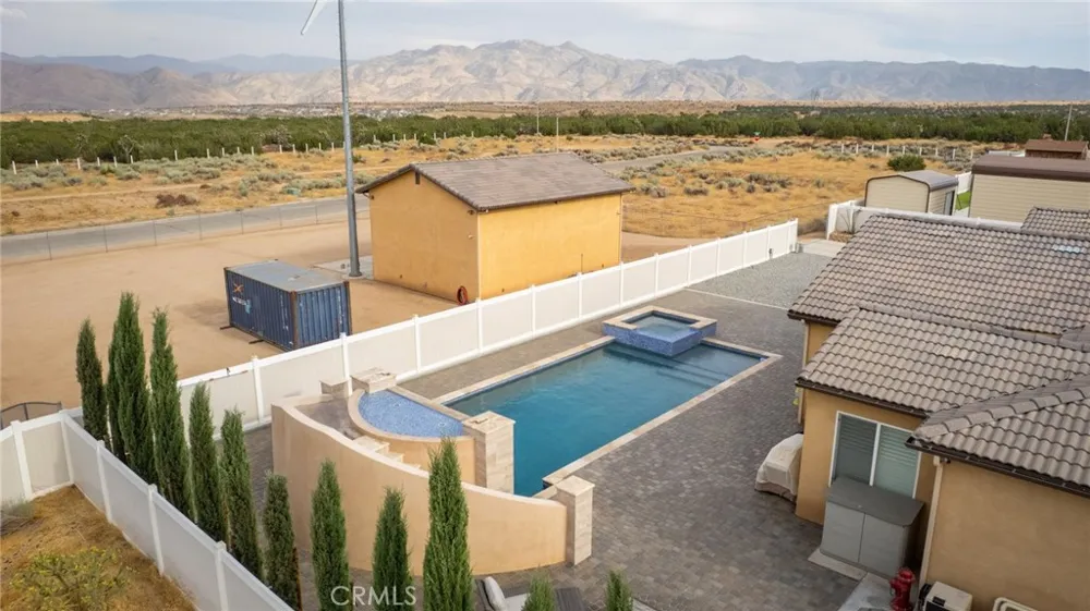 6757 Serrano Hesperia, CA 92345