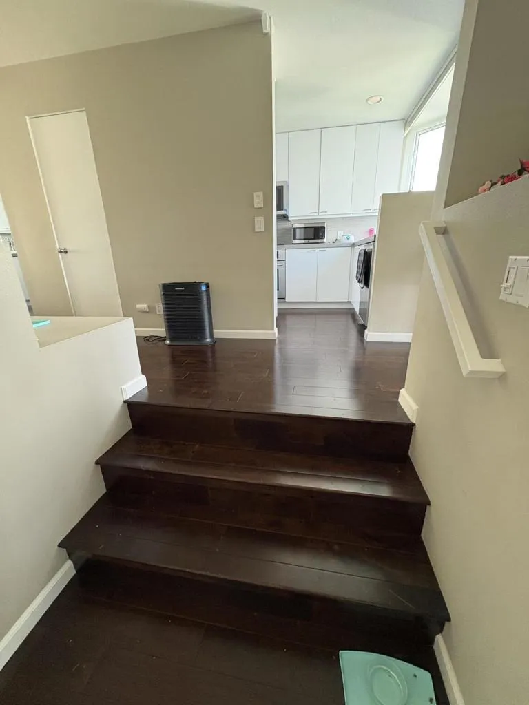 2410 Lyric Avenue Los Angeles, CA 90027