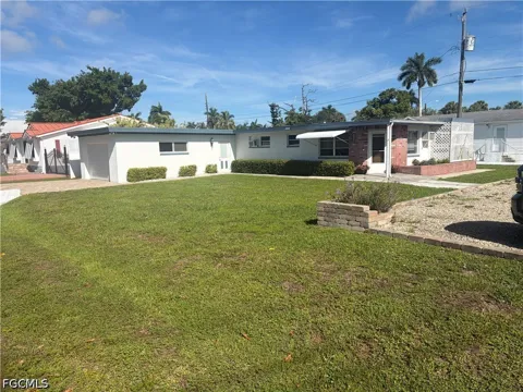 Hibiscus Drive