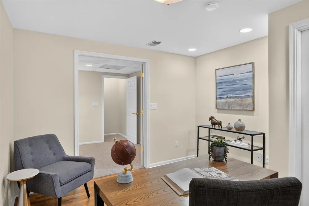 4905 Ravine Court Ann Arbor, MI 48105