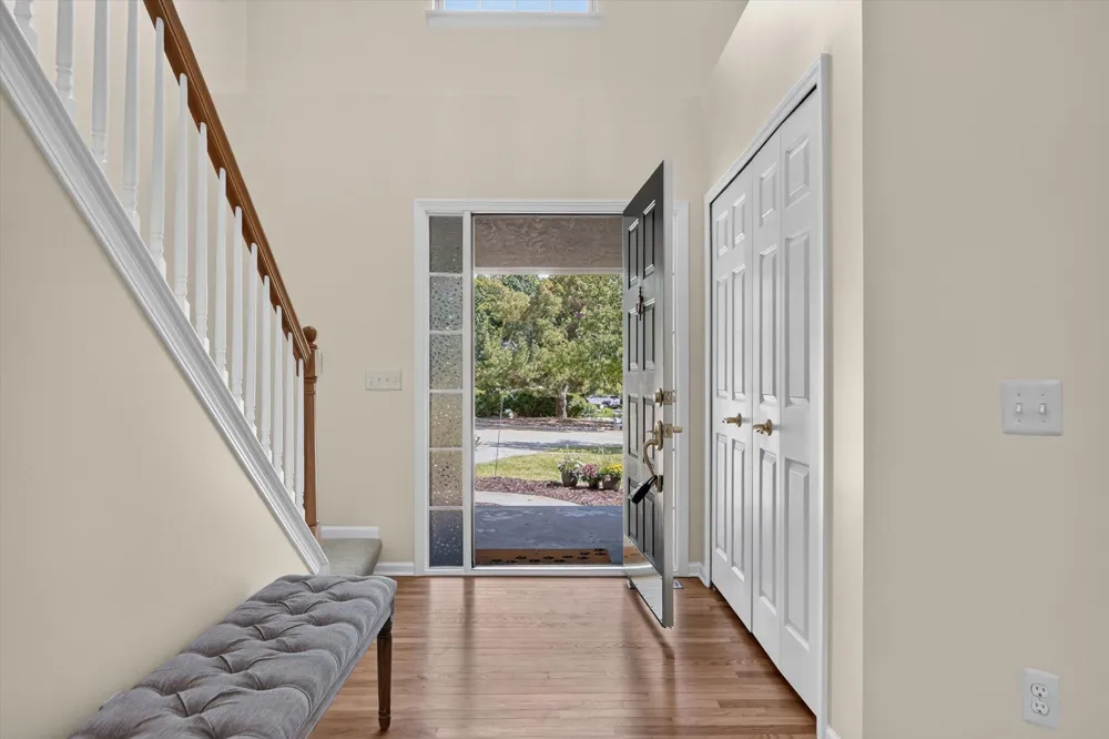 4905 Ravine Court Ann Arbor, MI 48105