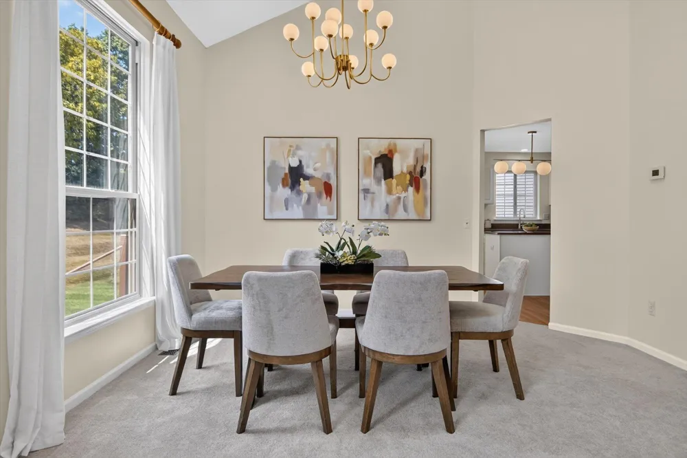 4905 Ravine Court Ann Arbor, MI 48105