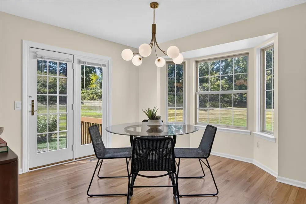 4905 Ravine Court Ann Arbor, MI 48105