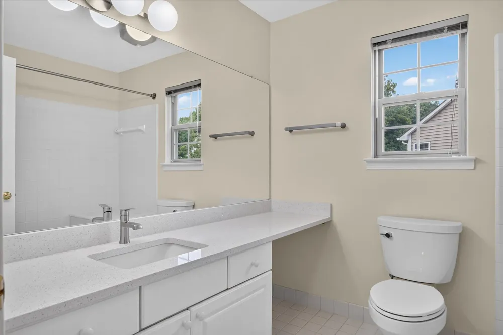 4905 Ravine Court Ann Arbor, MI 48105