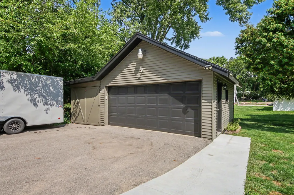 1214 Oakleigh Avenue NW Grand Rapids, MI 49504