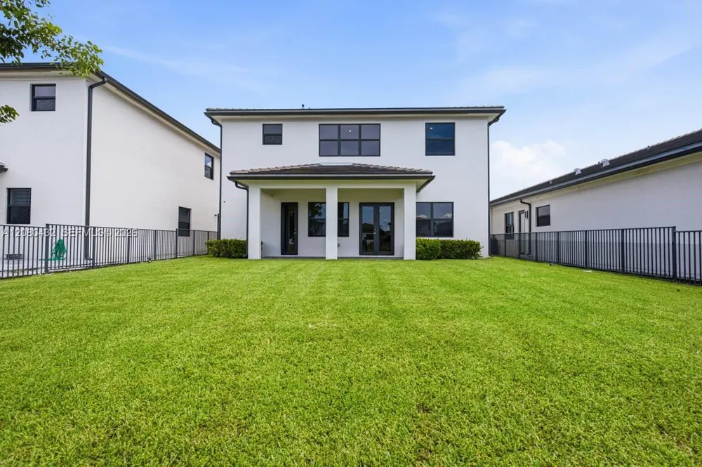 4308 SW 173rd Ave Miramar, FL 33029