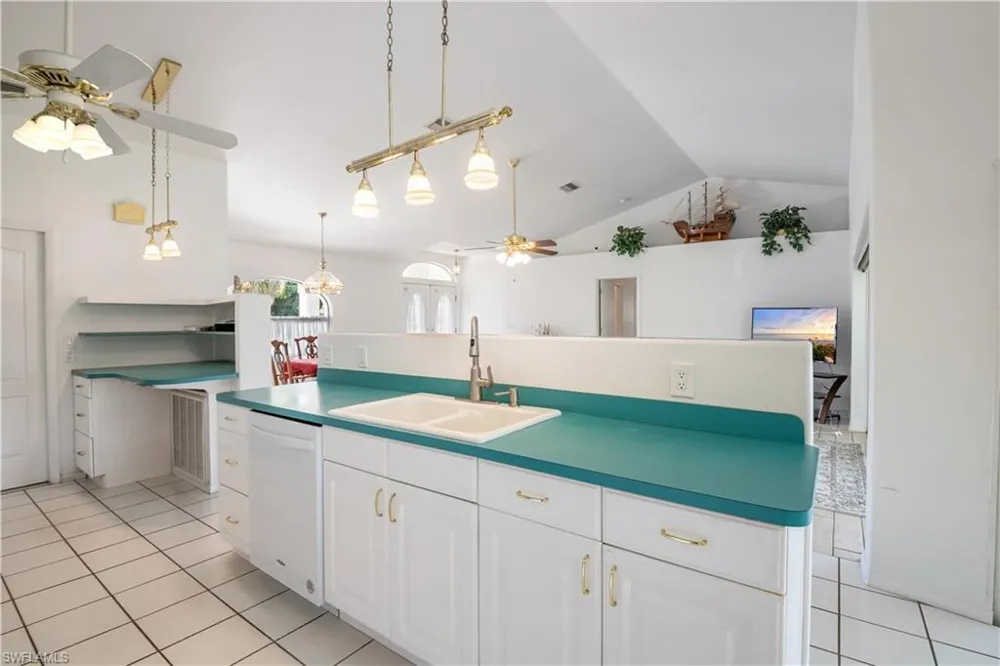 1285 Driftwood Drive North Fort Myers, FL 33903