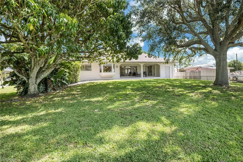 1285 Driftwood Drive North Fort Myers, FL 33903