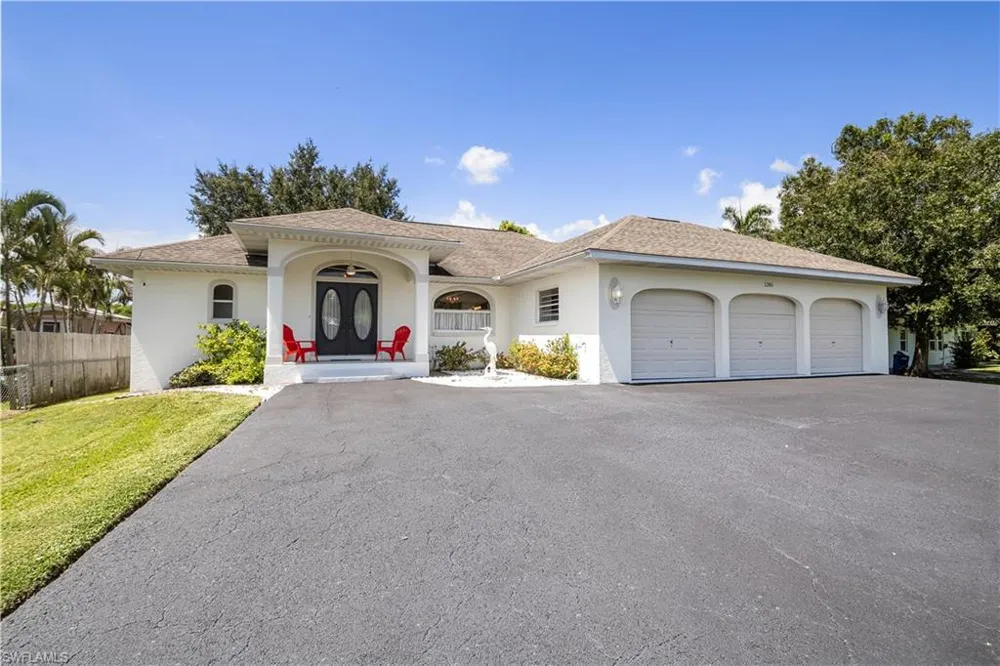 1285 Driftwood Drive North Fort Myers, FL 33903