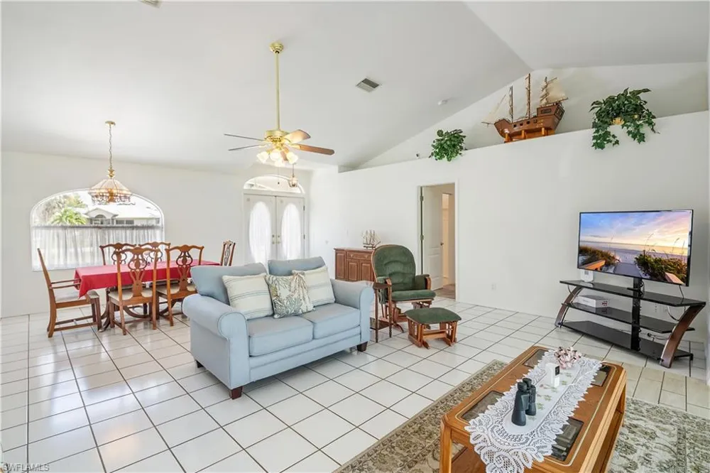 1285 Driftwood Drive North Fort Myers, FL 33903