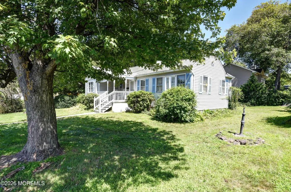 753 Lorraine Drive Keyport, NJ 07735