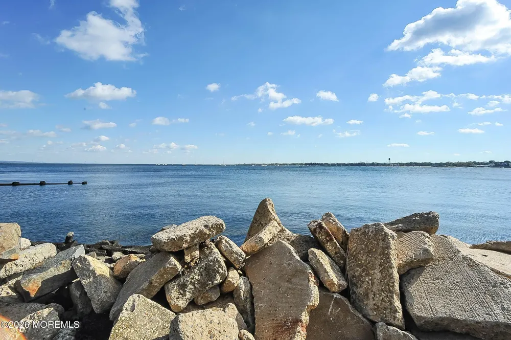 753 Lorraine Drive Keyport, NJ 07735