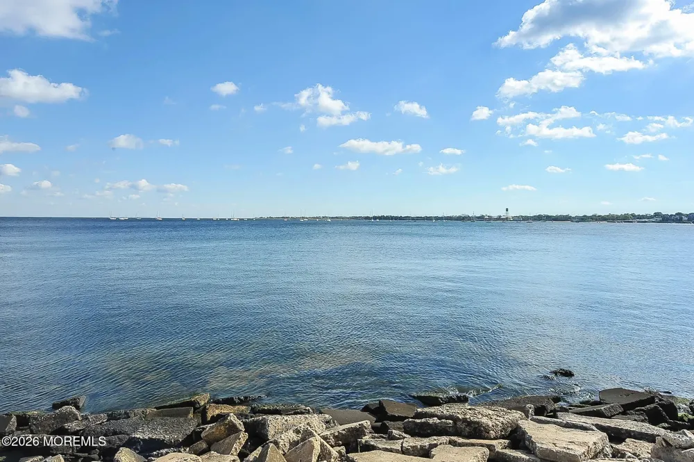 753 Lorraine Drive Keyport, NJ 07735