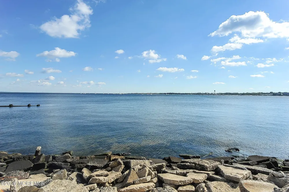 753 Lorraine Drive Keyport, NJ 07735