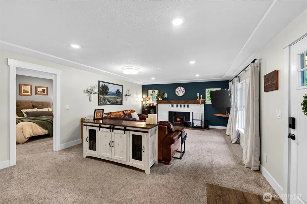 39611 62nd Avenue E Eatonville, WA 98328
