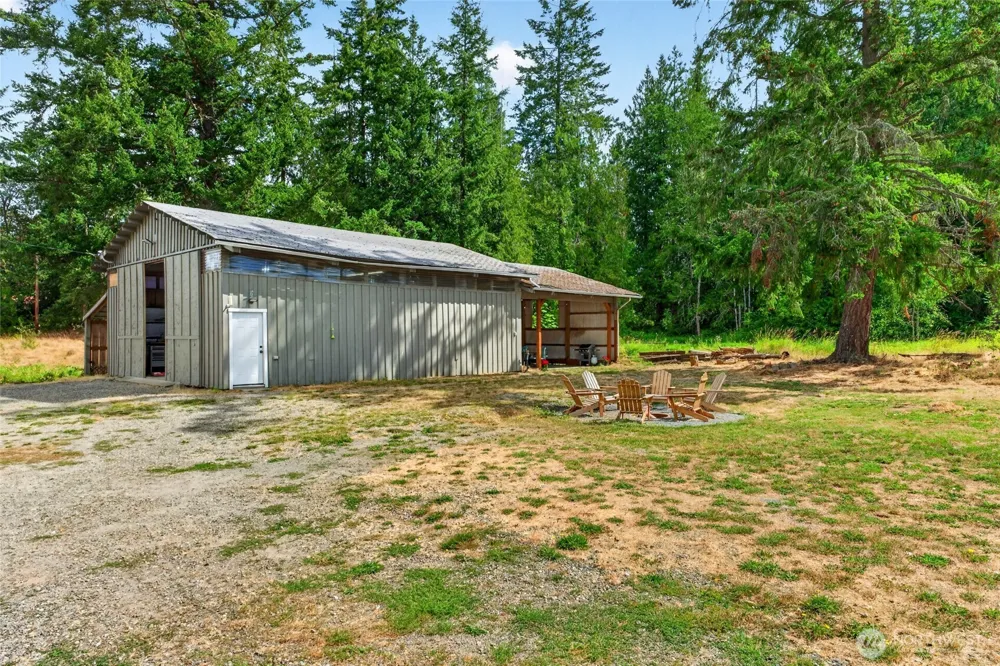 39611 62nd Avenue E Eatonville, WA 98328