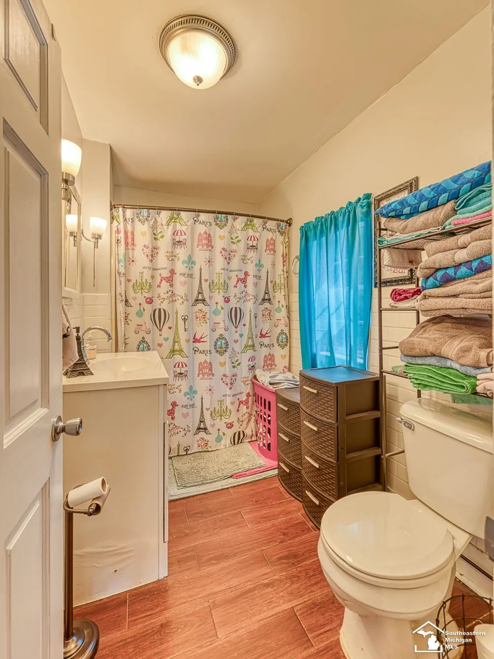 637 S Winter Street Adrian City, MI 49221