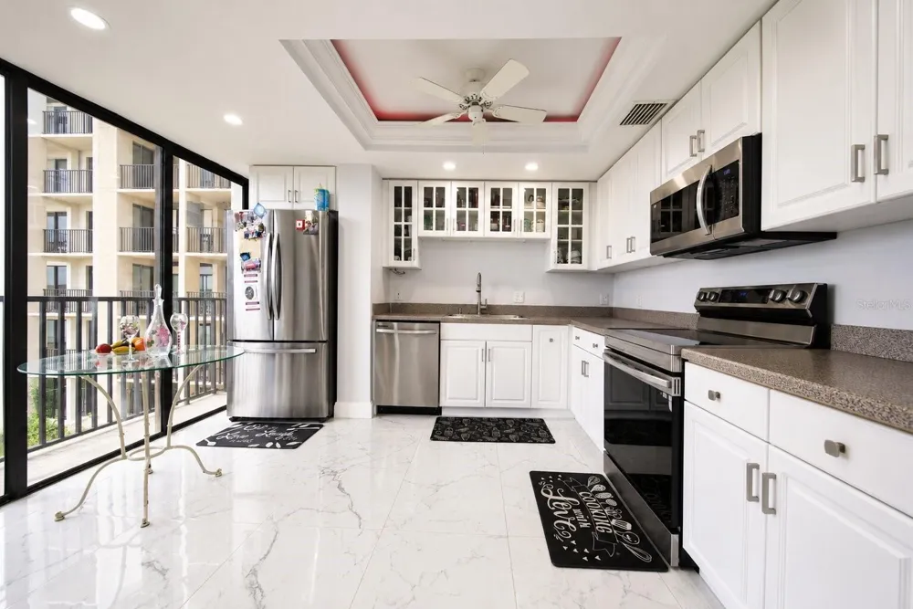 1501 GULF BOULEVARD #305 Clearwater Beach, FL 33767