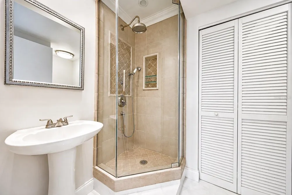 1501 GULF BOULEVARD #305 Clearwater Beach, FL 33767