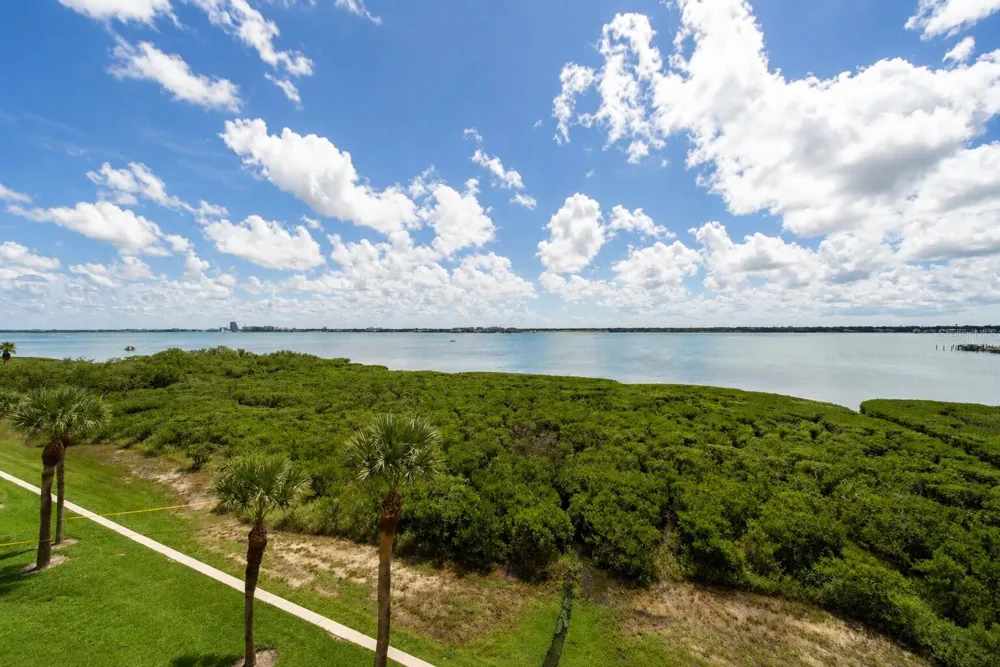 1501 GULF BOULEVARD #305 Clearwater Beach, FL 33767