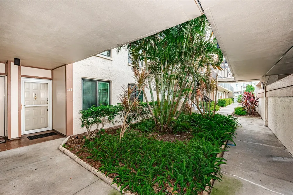 6269 PALMA DEL MAR BOULEVARD S #112 St Petersburg, FL 33715